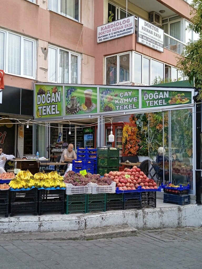 Beer shop Dogan Tekel, Izmir, photo