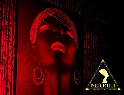 Poezdda yalangoch video