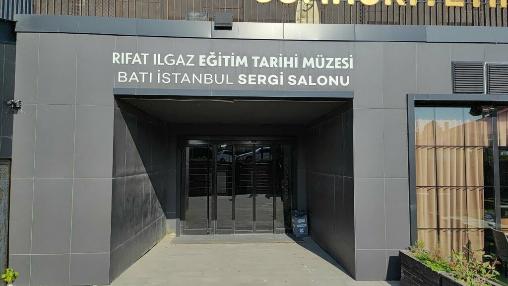 Museum Rifat Ilgaz Education History Museum, Istanbul, photo