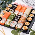 Sushi-Market (Gostilitskoe Highway, 58) ، مطعم سوشي