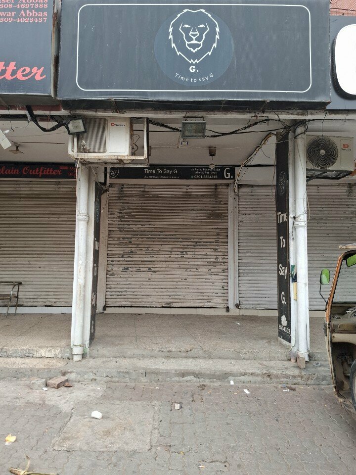 Clothing store Time to say G, Lahore, photo