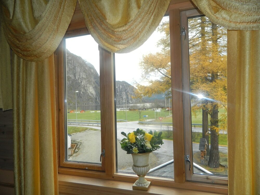 Фото Eidfjord Gjestgiveri