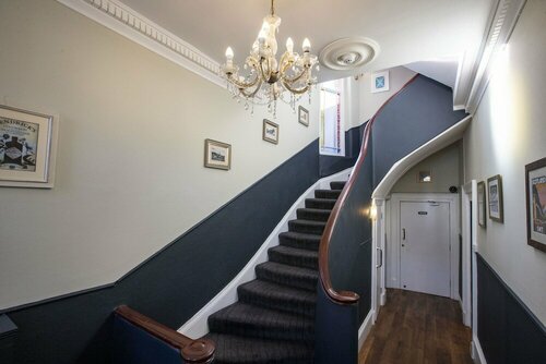 Внешний вид отеля The Waverley Hotel в Калландере, фото 4