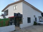 M&r Berlin Hotel (İzmir, Narlıdere, Altıevler Mah., Uz Sok., 4) ، فندق