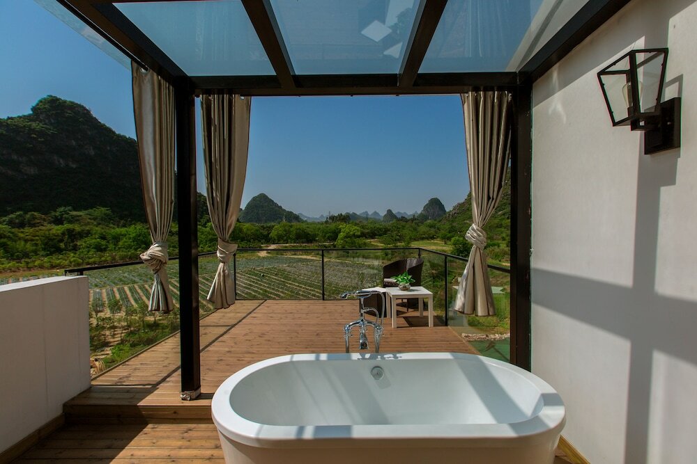 Фото Moon Flower Hotel