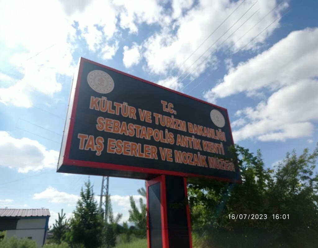 Landmark, attraction Sebastopolis Ruins, Sulusaray, photo