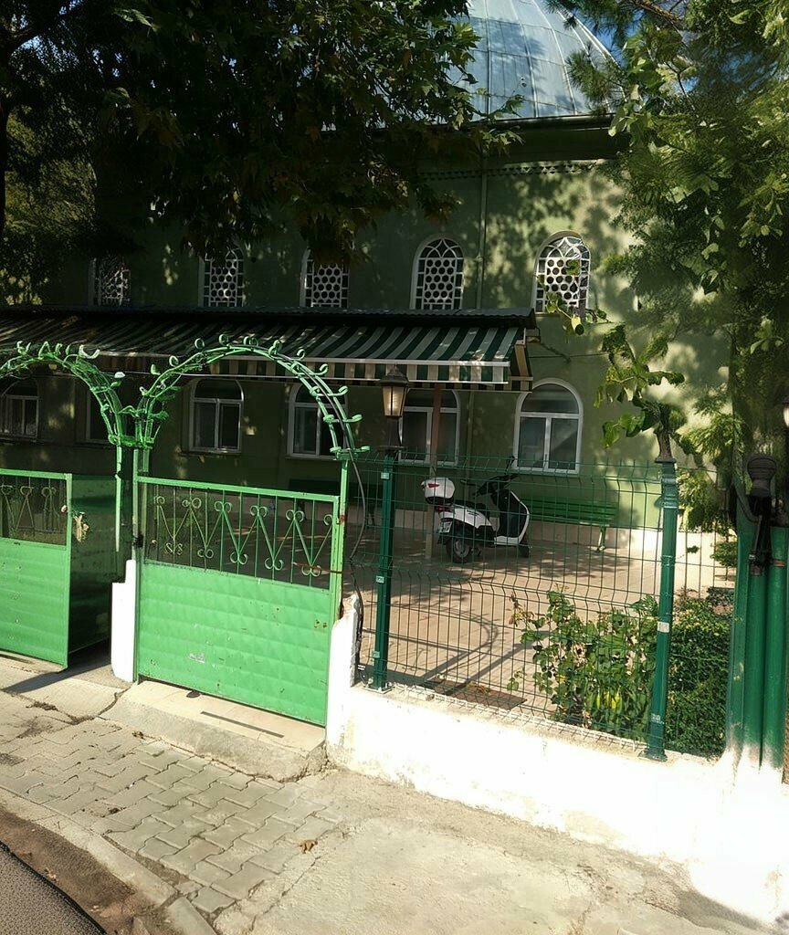 Mosque Sinoplar Mosque, Yenisehir, photo