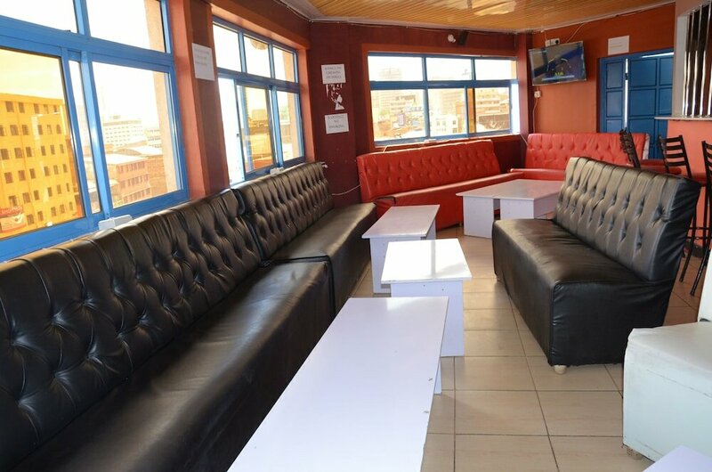 Гостиница Golden Goose Hotel в Найроби