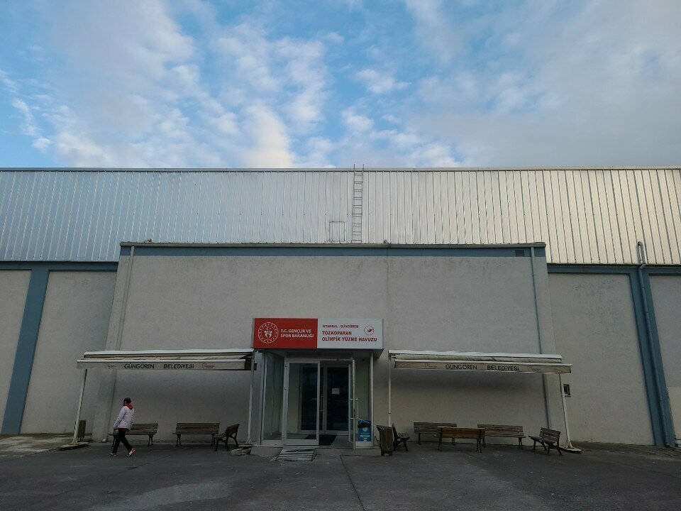 حمام السباحة Tozkoparan Olympic Swimming Pool ، اسطنبول، صورة