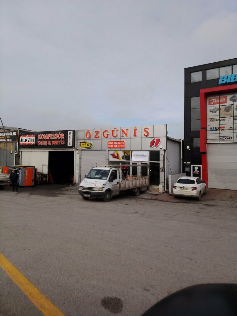 Auto parts and auto goods store Kompart İş Makinaları Yedek Parça Mümessillik İnş. San, Ankara, photo