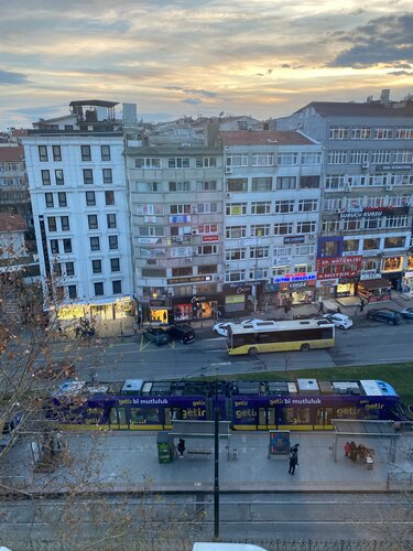Fyndykly High–speed tram Station - Mimar Sinan University (Istanbul, T1), tram stop
