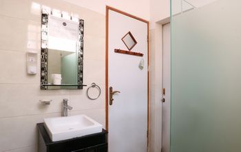 Фото Maharani Guesthouse Tebet Syariah