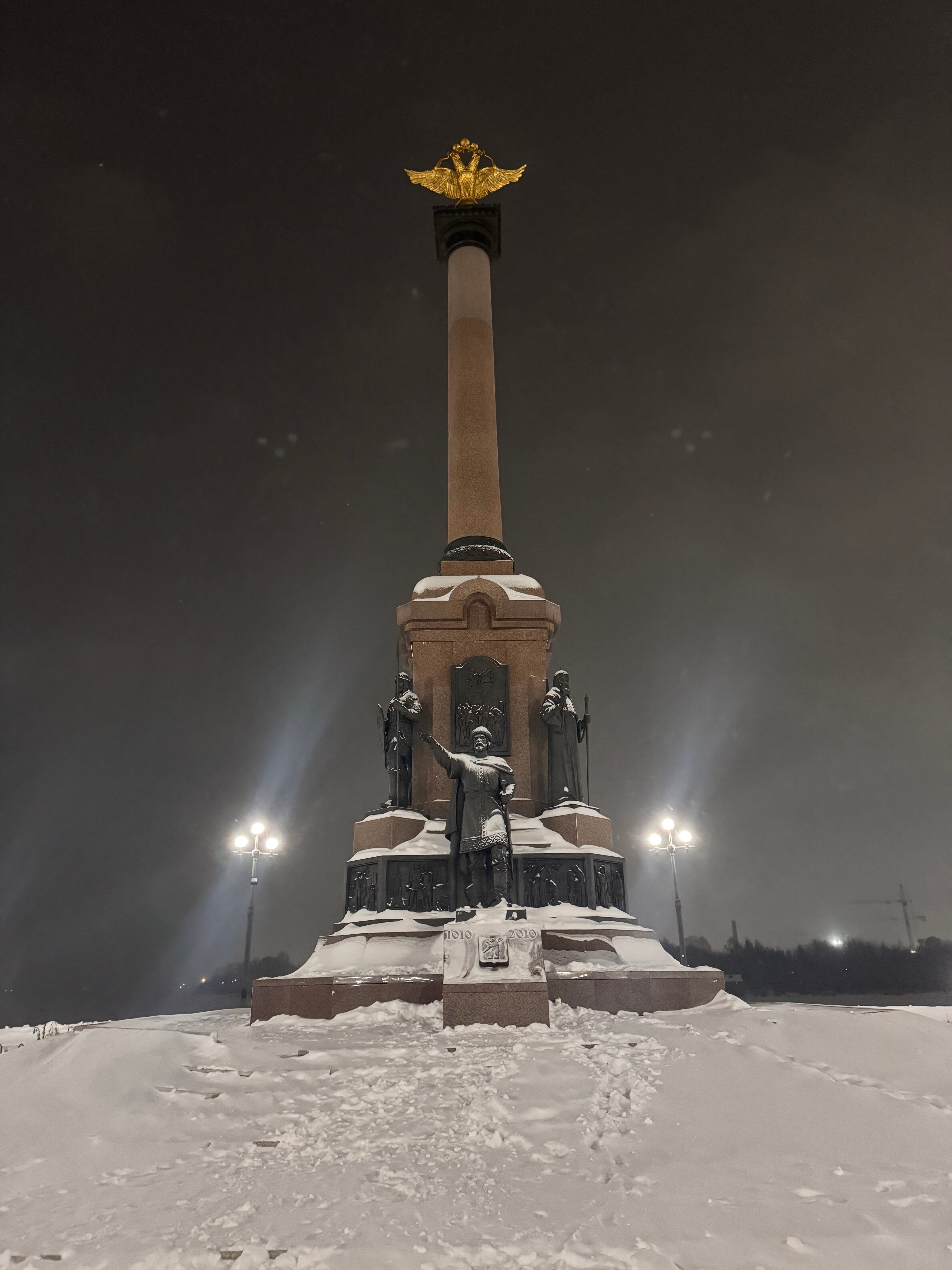 Фото Алёша Попович Двор