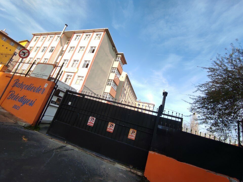 Lyceum Mehmet Akif Vocational and Technical Anatolian High School, Istanbul, photo