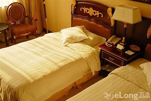 Фото The Royal Palace Hotel