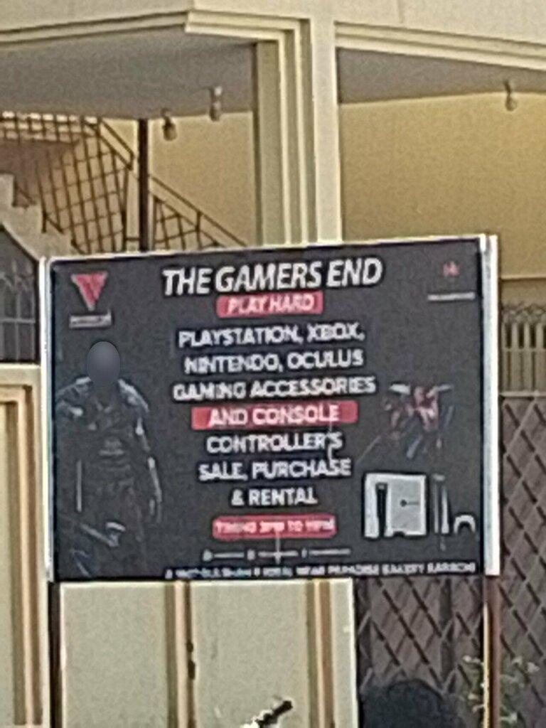 Discs, vynil The Gamers End, Karachi, photo