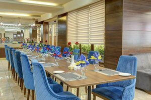 Гостиница Parsian Evin Hotel