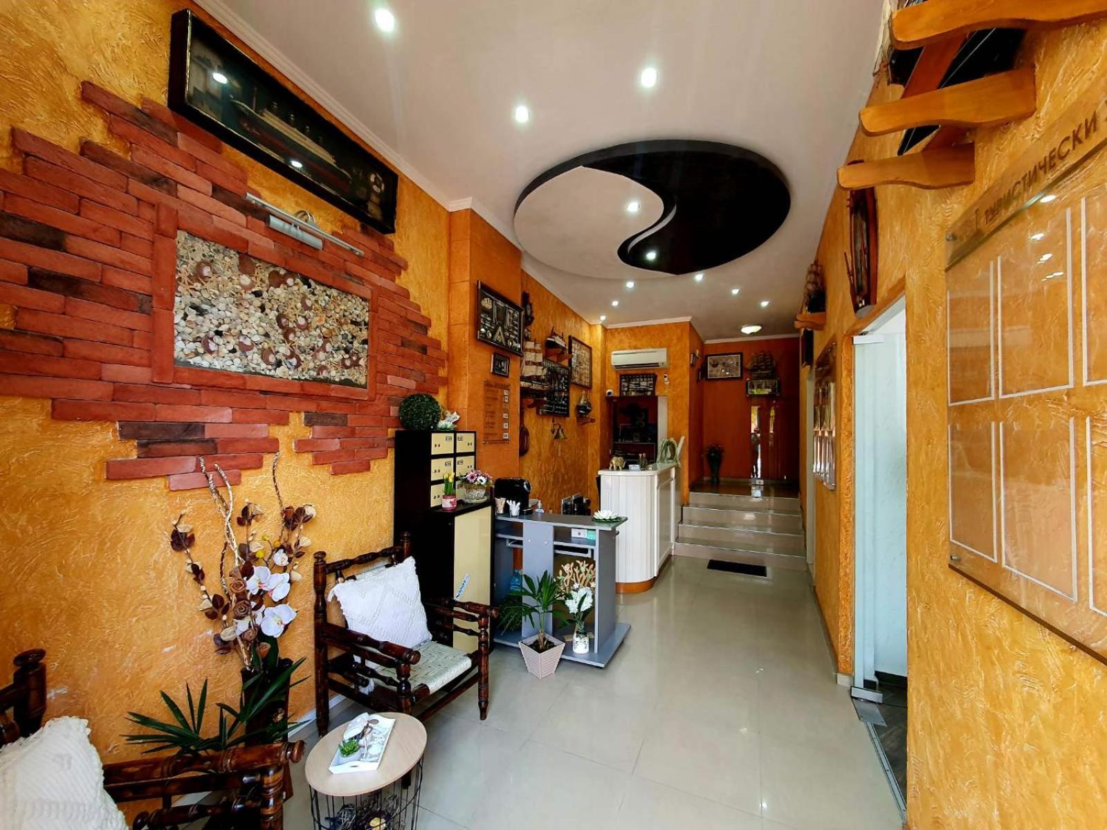 Фото Paros Hotel Pomirie Bulgaria