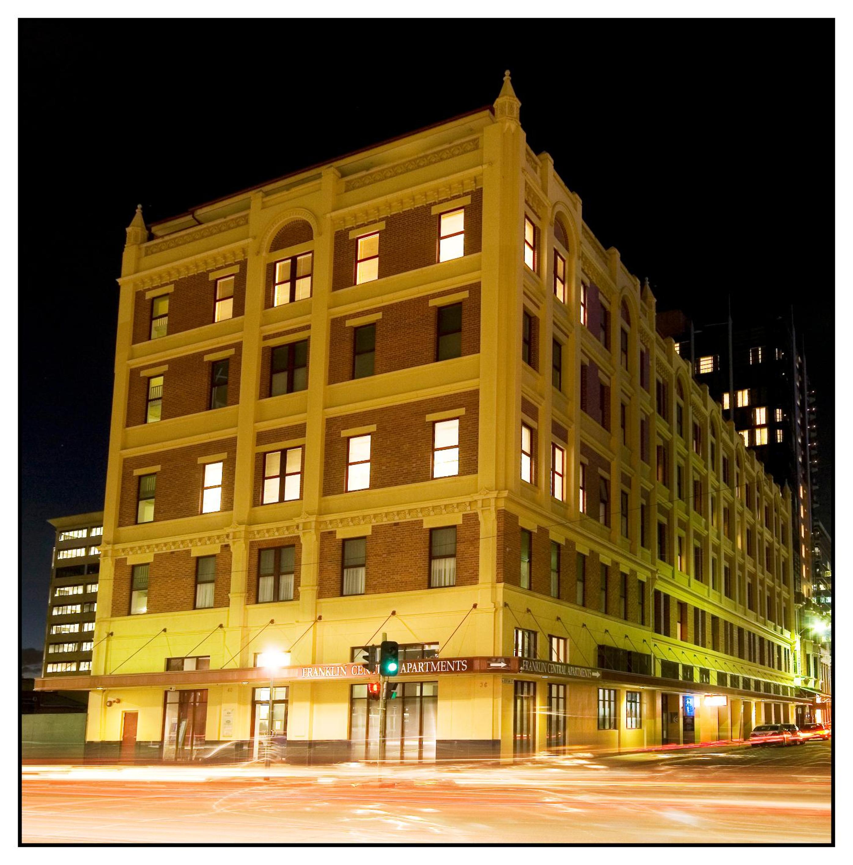 Фото Franklin Central Apartments
