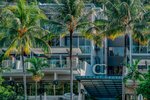 Coconut Grove Port Douglas (56 Macrossan St), apartments
