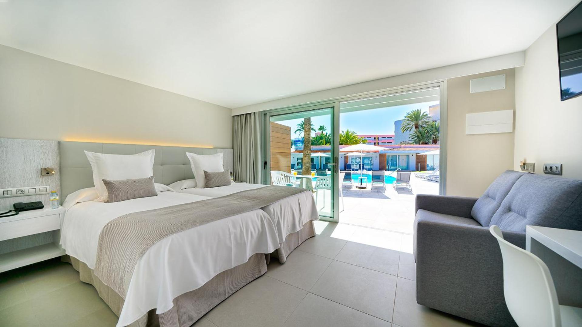 Фото Sanom Beach Resort - Adults Only 