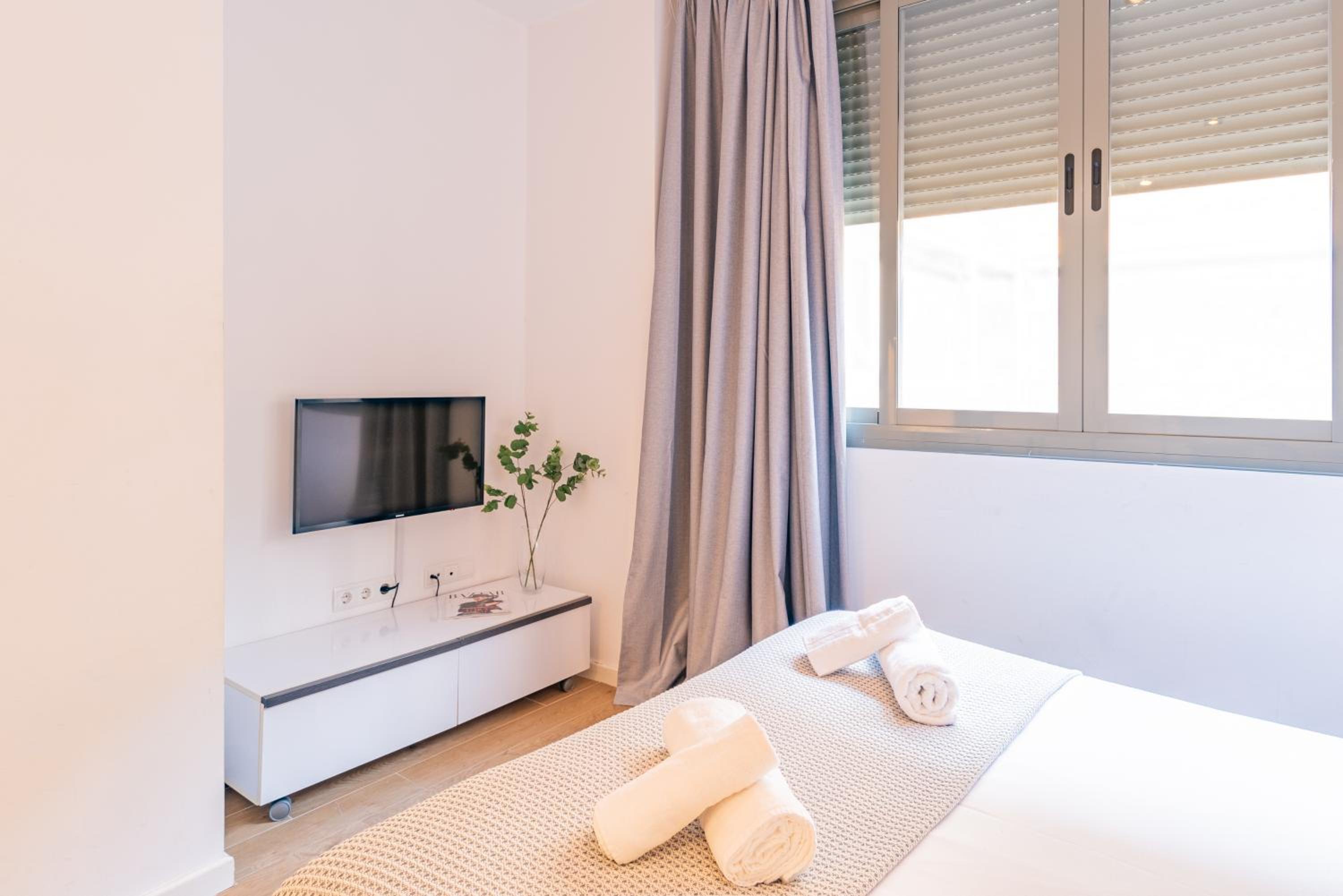 Фото Feelathome Merced Apartments