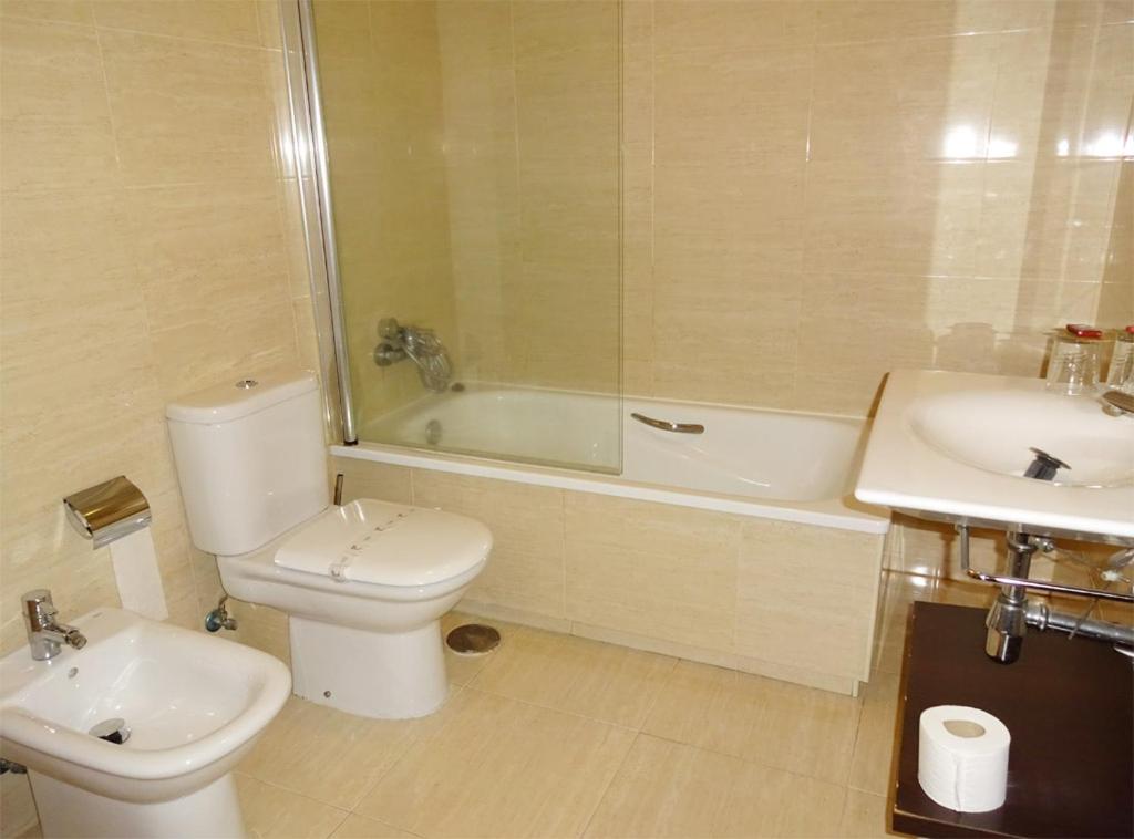 Фото Hotel Millán