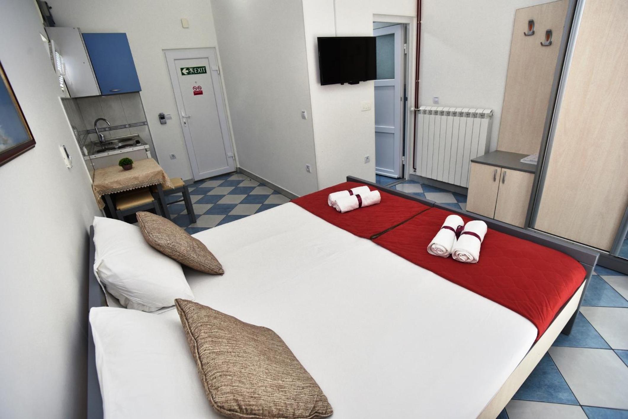 Фото D&D Apartments Tivat