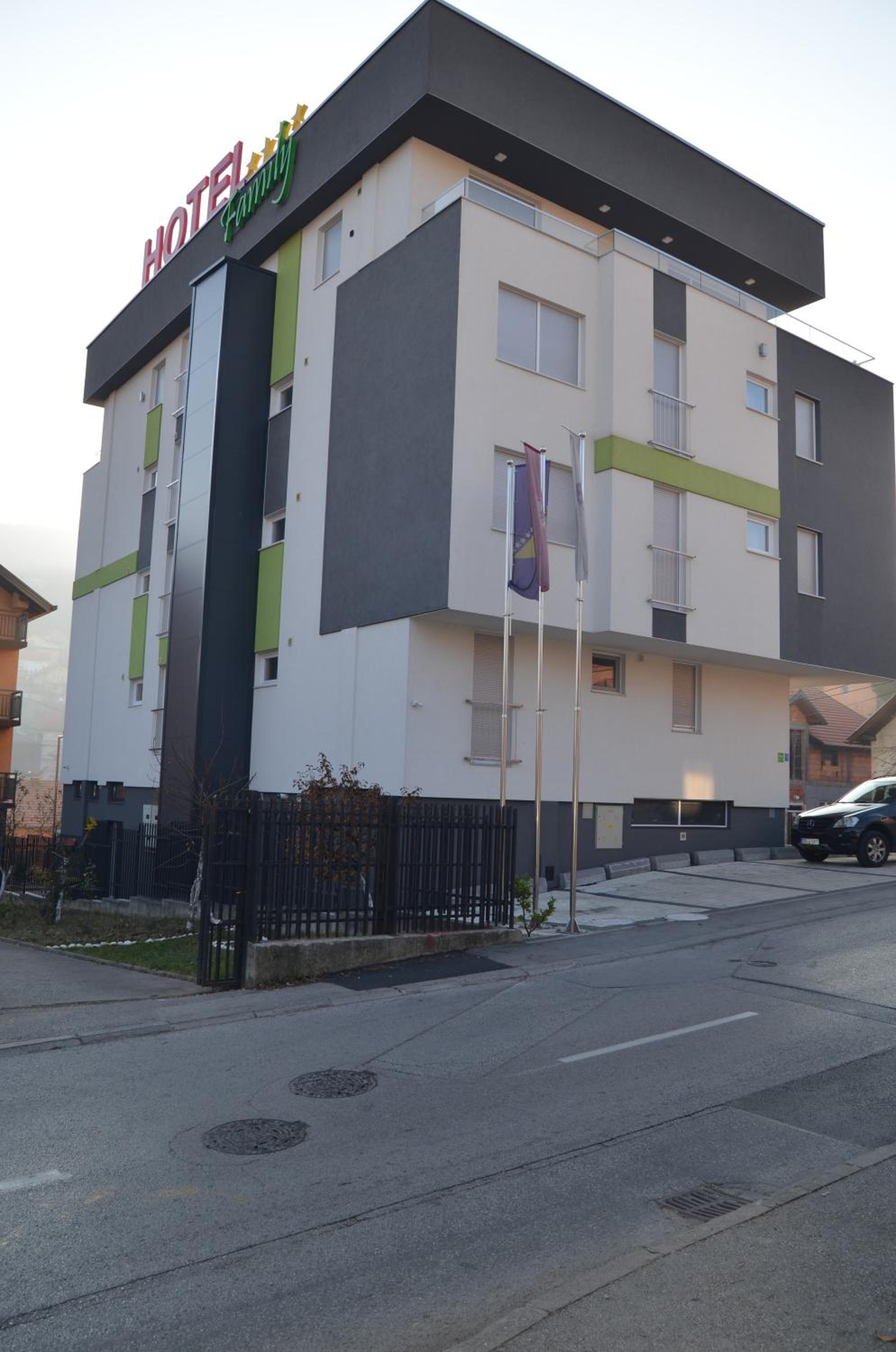 Фото Hotel Family