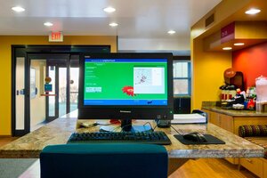 Гостиница TownePlace Suites Kansas City Overland Park
