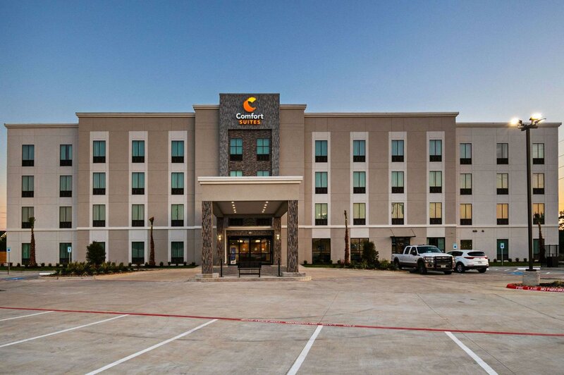 Гостиница Comfort Suites Humble Houston at Beltway 8