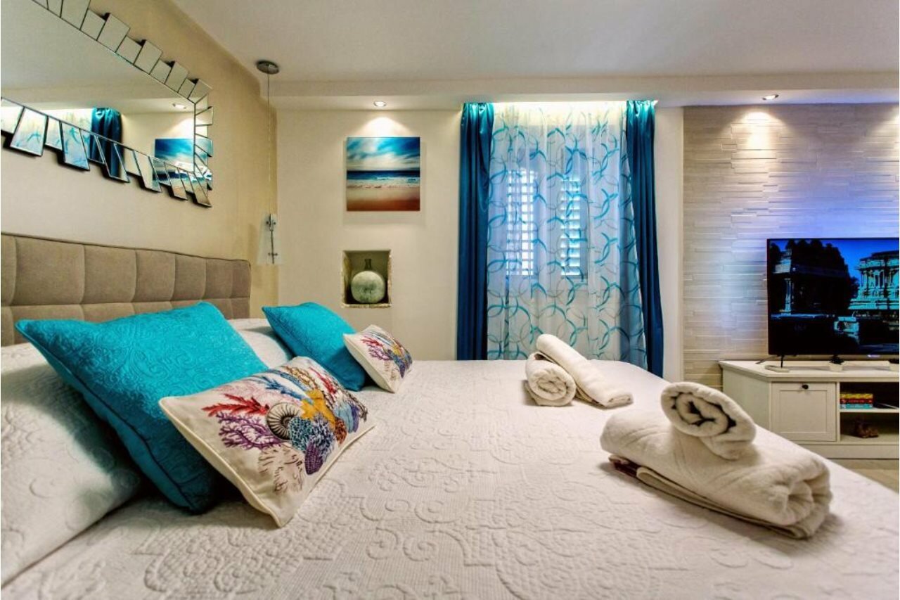 Фото House Sandra