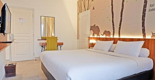 Гостиница Front One Resort Magelang в Магеланге