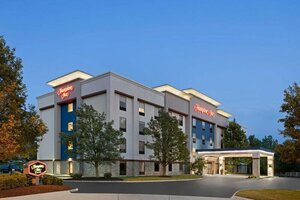 Гостиница Hampton Inn Cleveland Airport - Tiedeman Rd