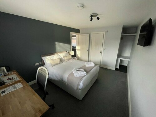 Гостиница Arlan House Hotel в Бейзингстоке
