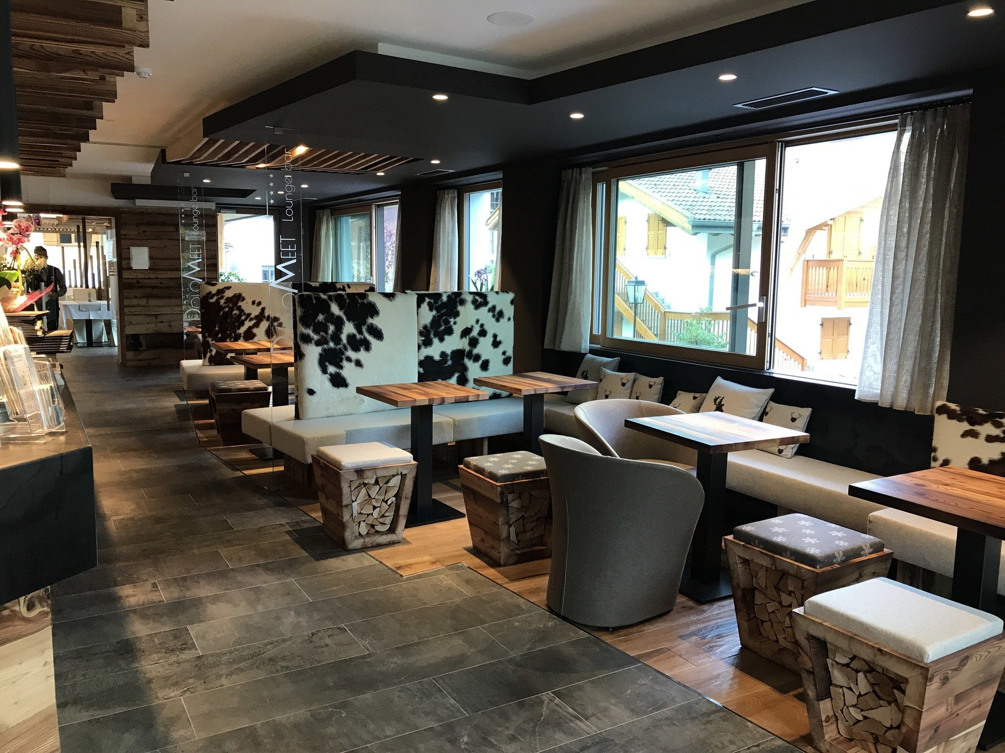 Фото Dolomeet Boutique Hotel