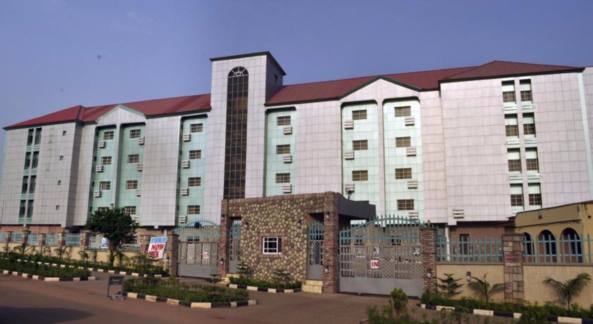 Фото Laps New World Hotel