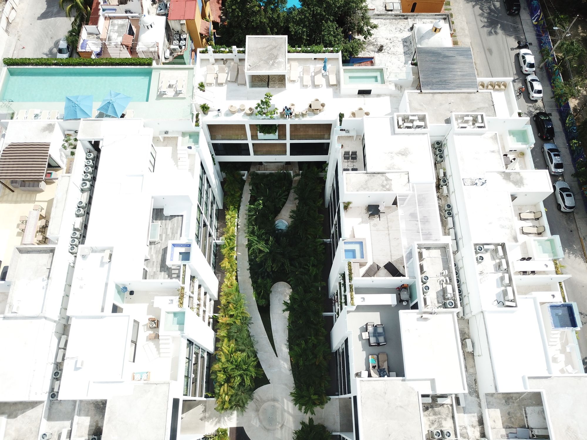 Фото Anah Luxury Condos by Baitna