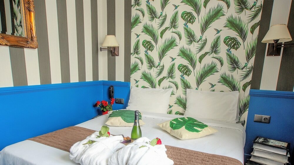 Фото Hôtel du Théâtre by Patrick Hayat