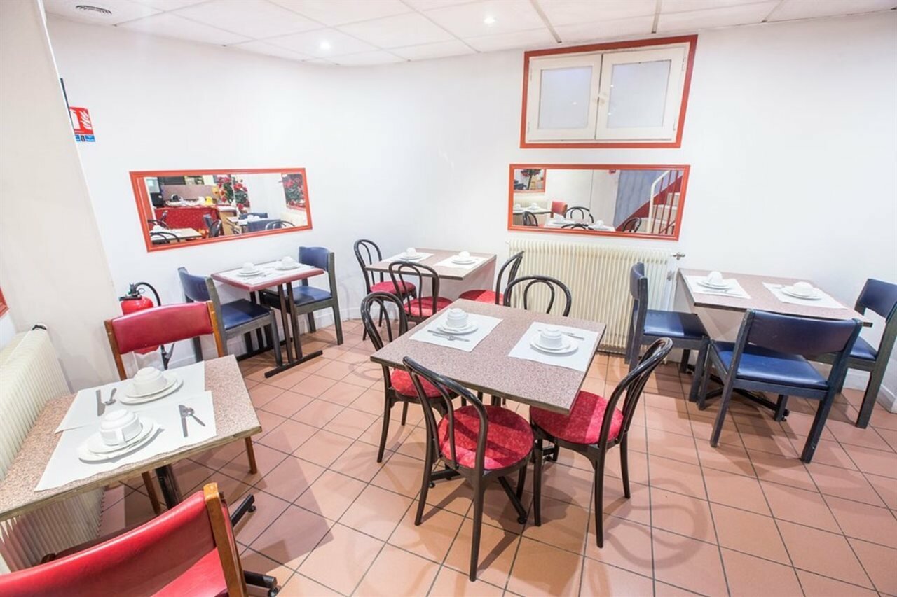 Фото Hipotel Paris Belgrand