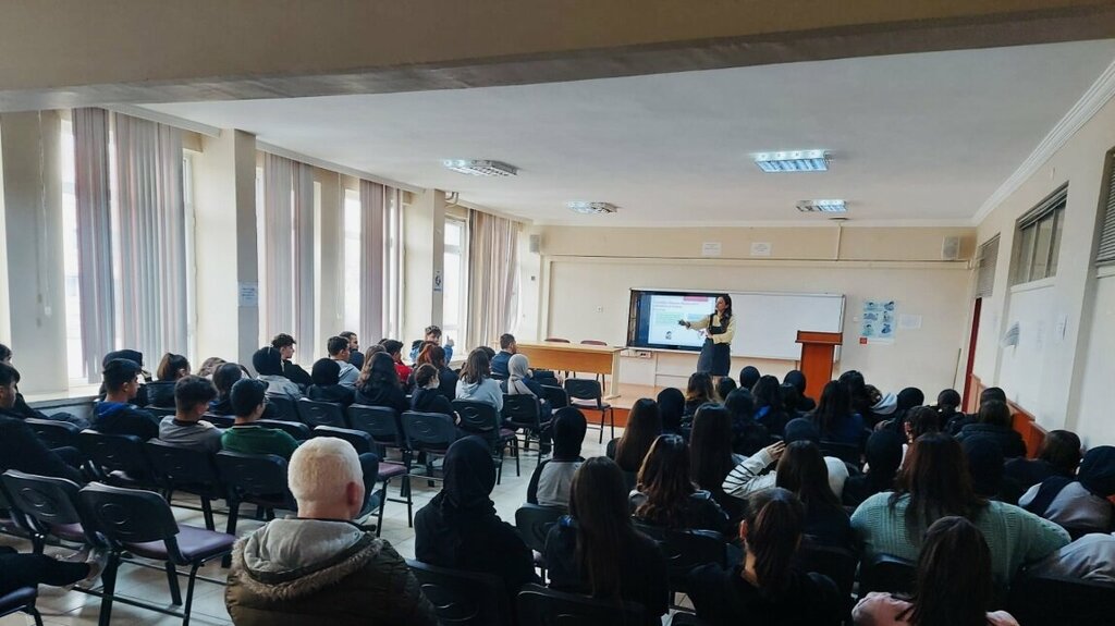 Lyceum Gazi Anatolian High School, Sivas, photo