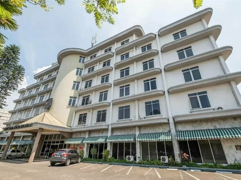 Hotel Capital O 2239 Hotel Endah Parahyangan, Bandung, photo