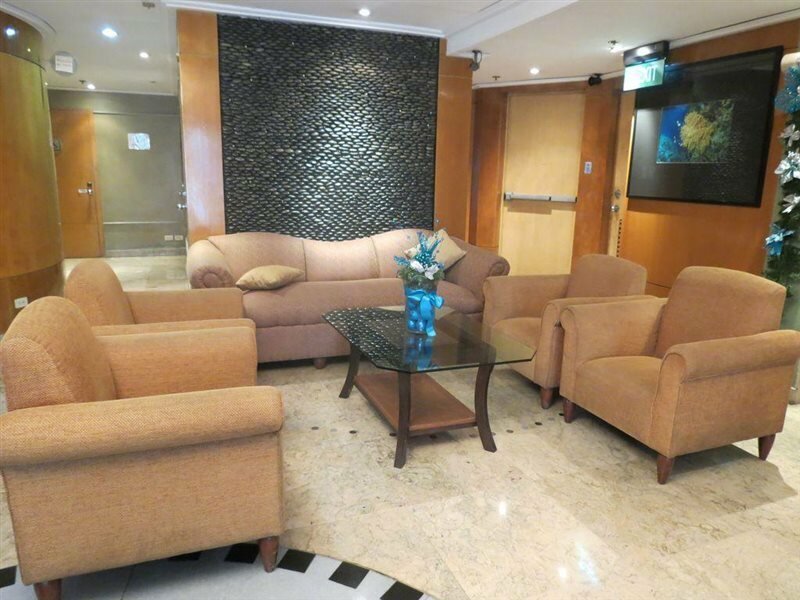 Фото The Pearl Manila Hotel