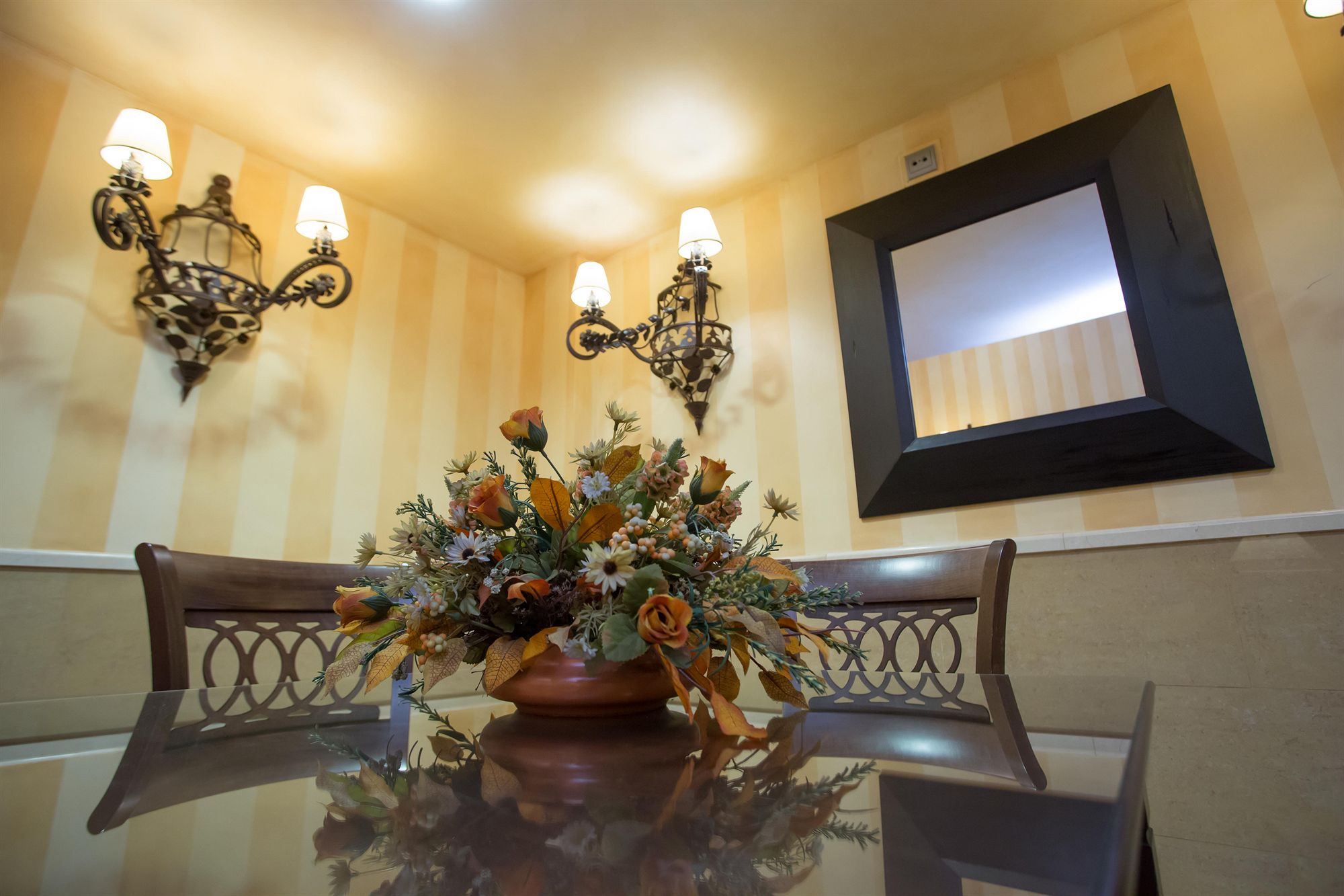 Фото Hotel Sur Málaga