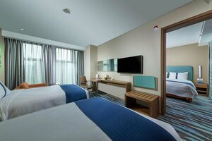 Гостиница Holiday Inn Express Hangzhou Huanglong, an Ihg Hotel