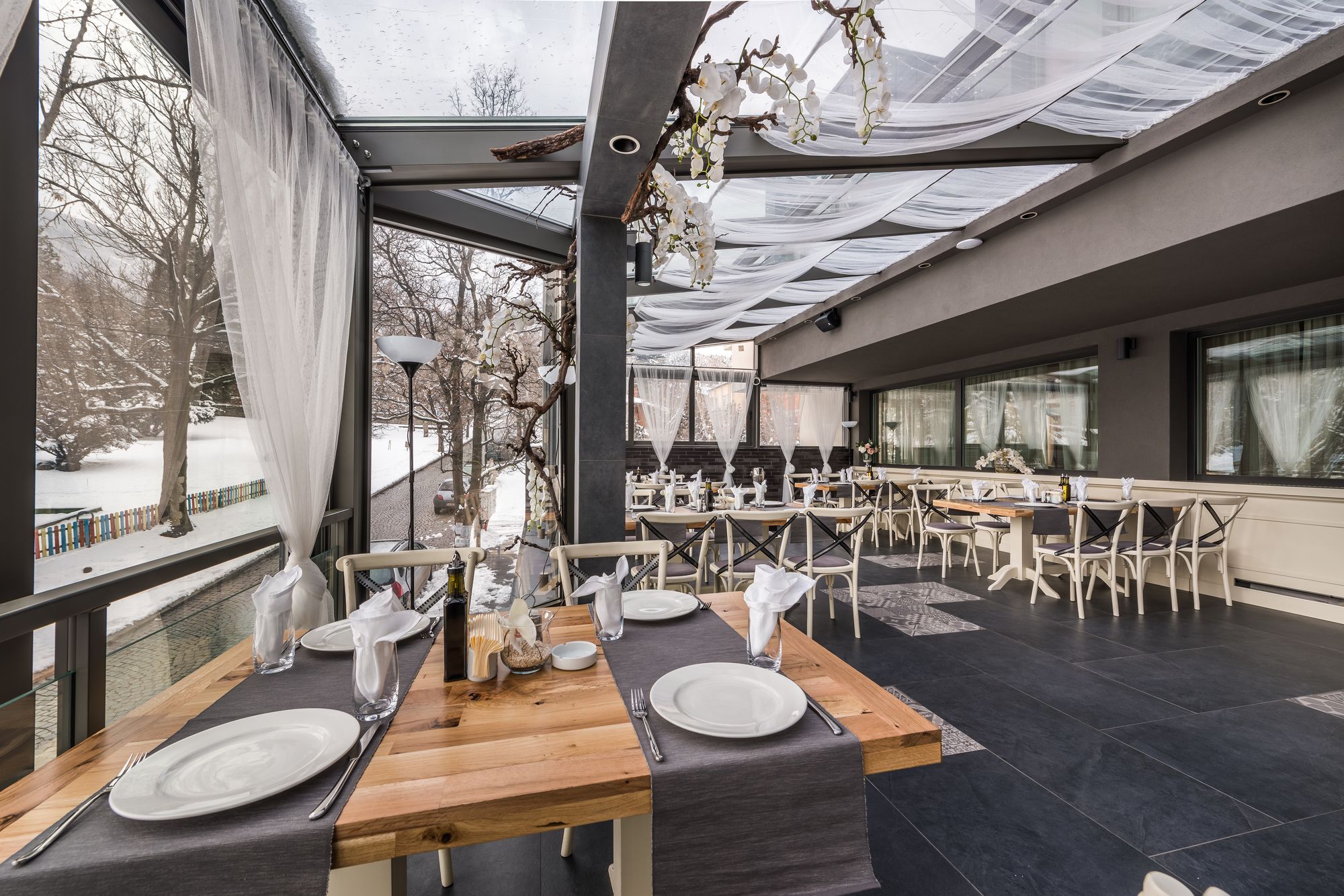 Фото All Seasons Residence Hotel