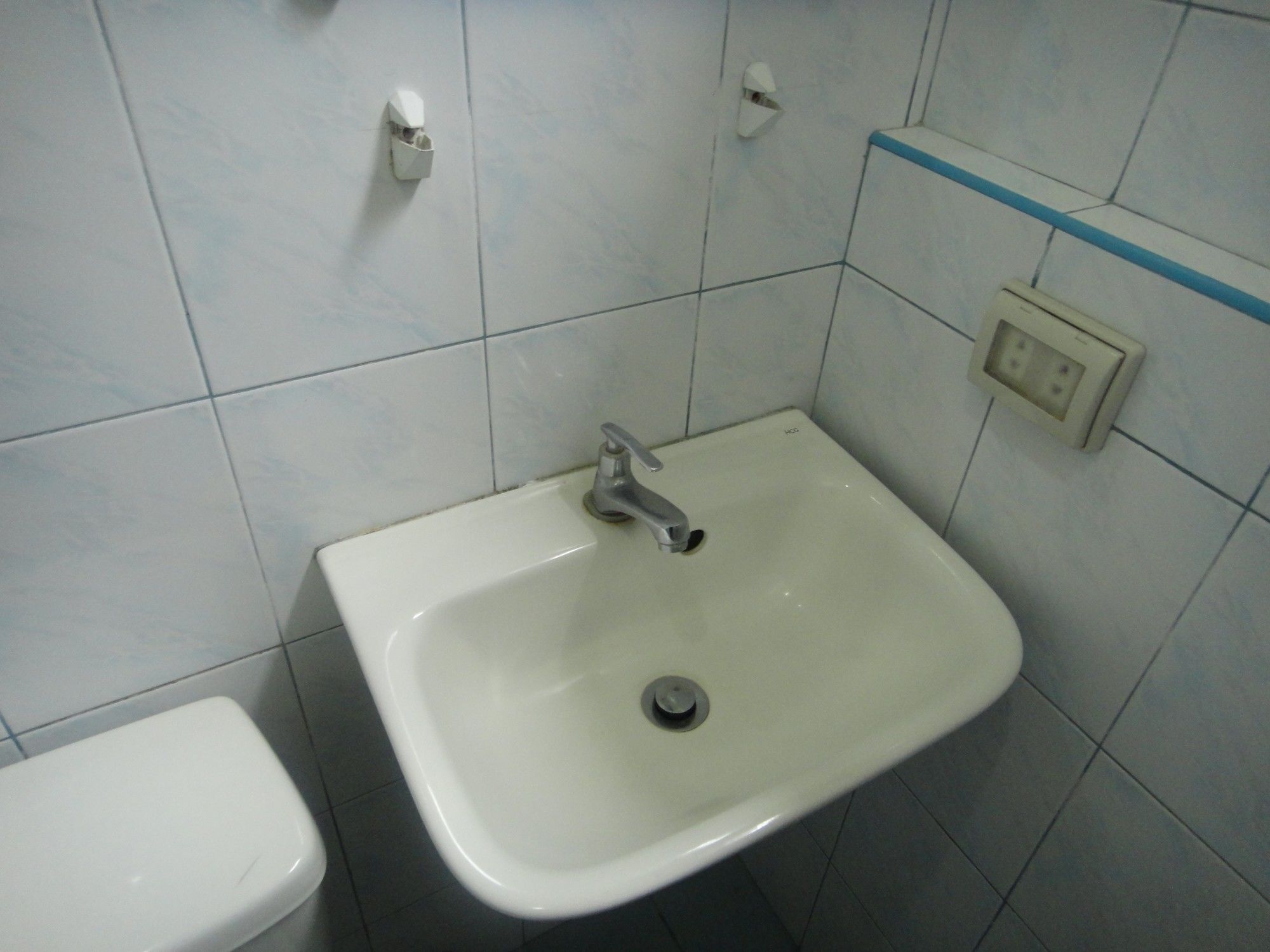 Фото Royal Crown Inn