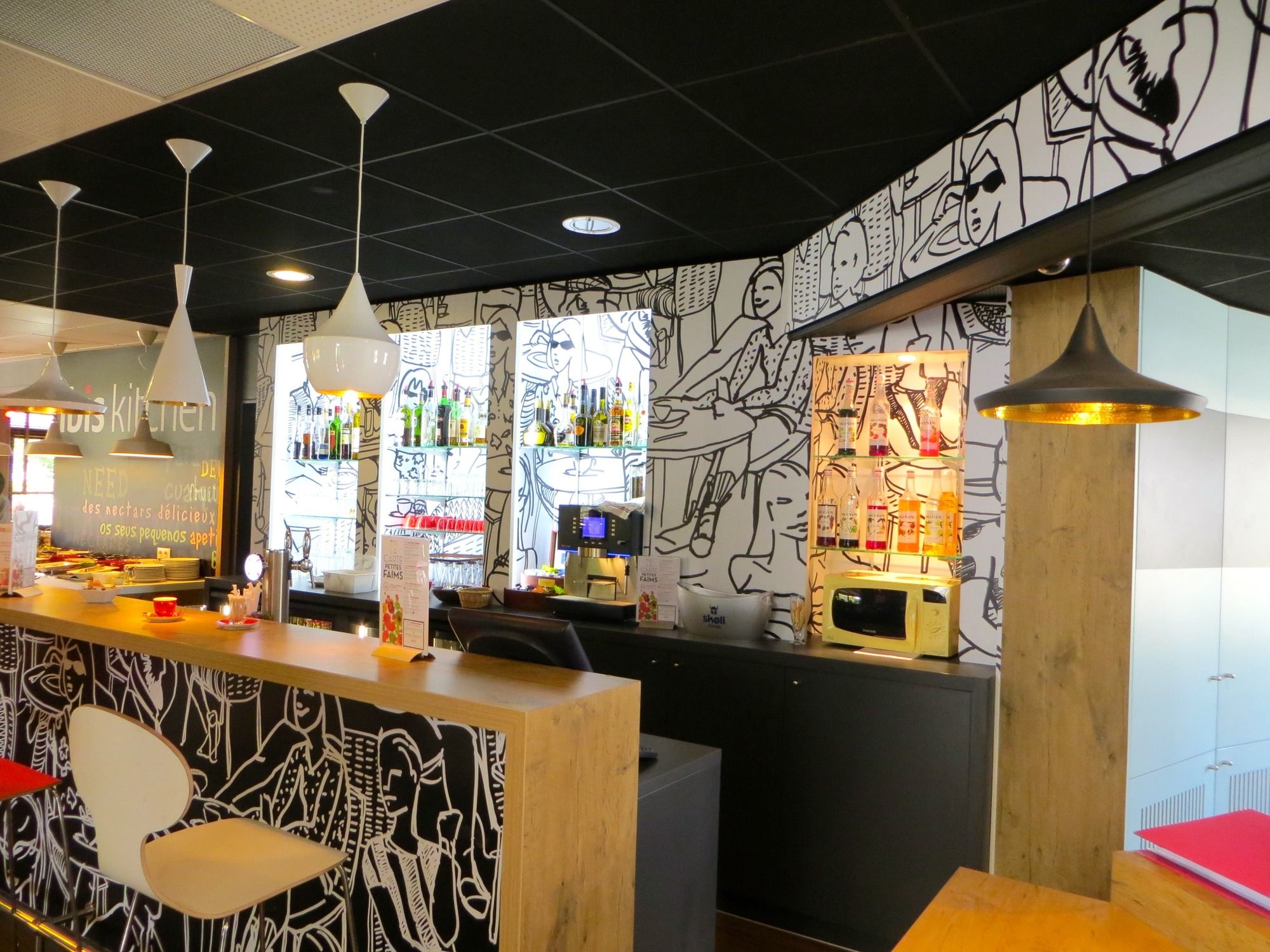 Фото Ibis Salon de Provence