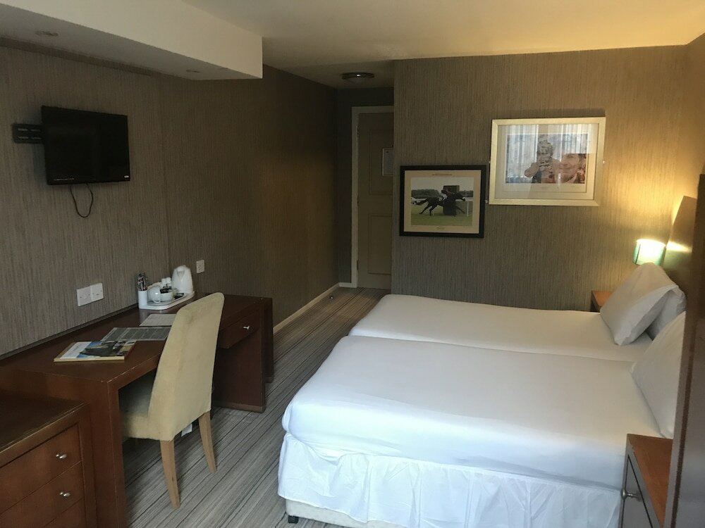 Фото Sir Thomas Hotel