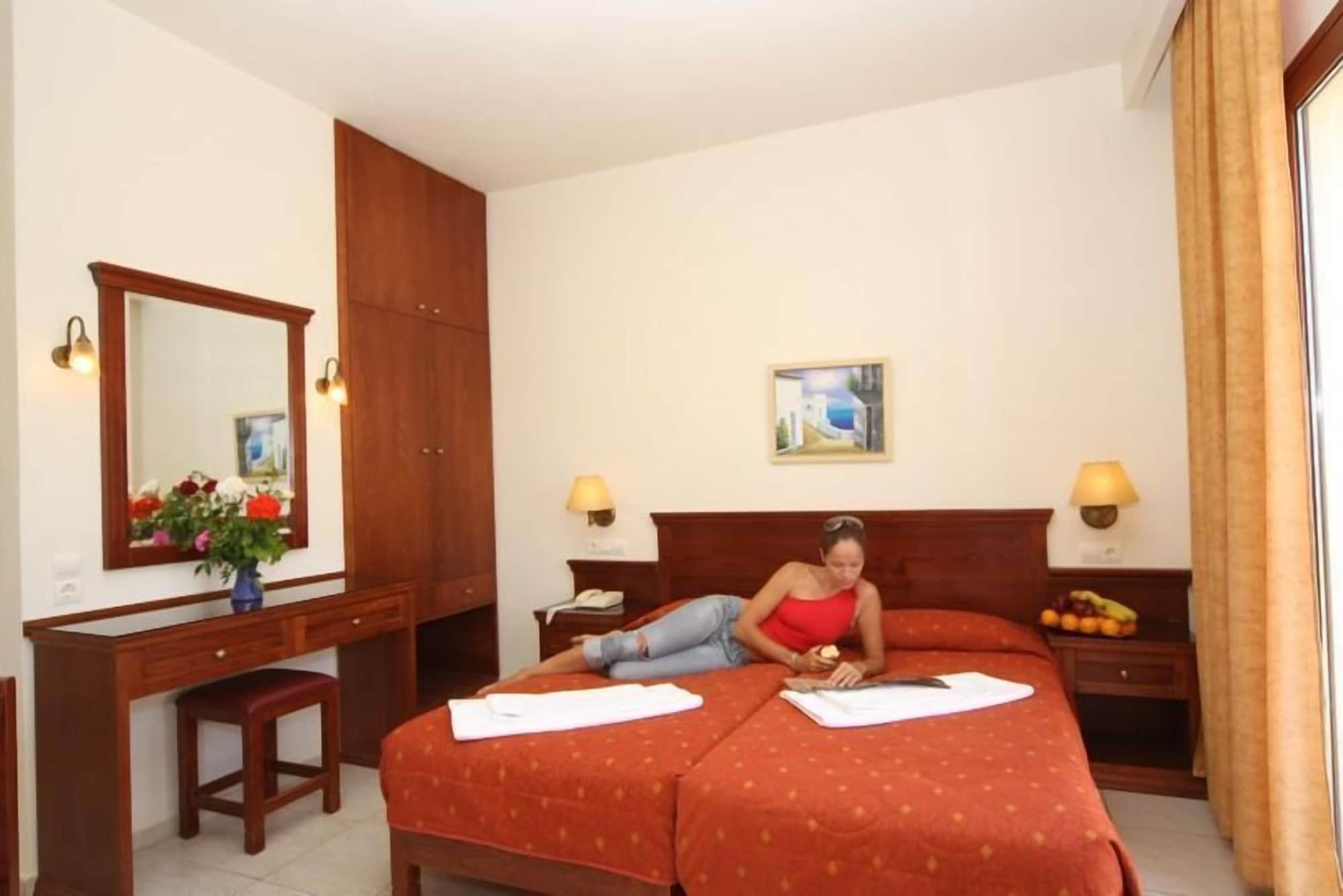 Фото Maria Lambis Apartments